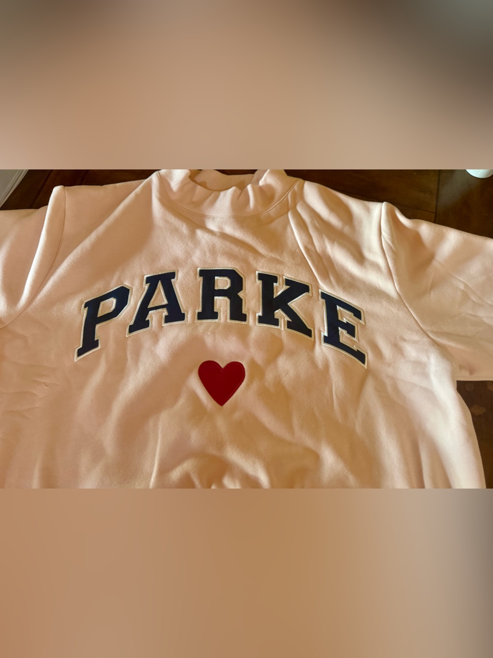 Parke sweatshirt Valentine’s Day edition. Brand new with tags
